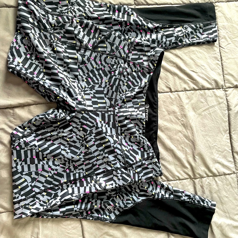 Geo workout leggings